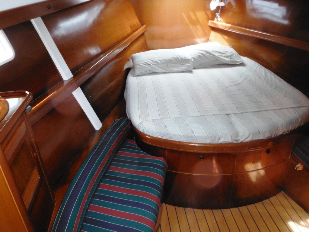 Bow Cabin | Chao Lay | Bluewater Sailing